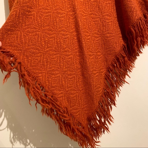 Alpaca Wool Poncho Made in Bolivia - Picture 10 of 16
